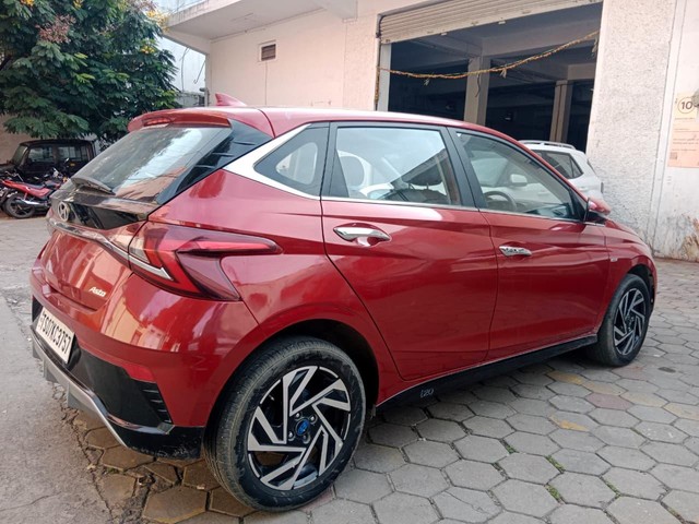 Second-hand 2023 Hyundai i20 Asta Opt IVT for sale in Hyderabad-4