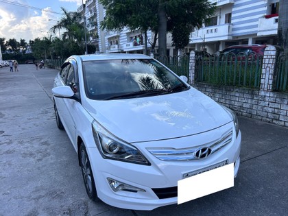 Second-hand 2015 Hyundai Verna 1.6 CRDI for sale in Dehradun