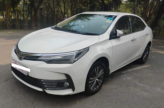 Toyota Corolla Altis 1.8 GL Second-hand 2017 Toyota Corolla Altis 1.8 GL for sale in Agra-4