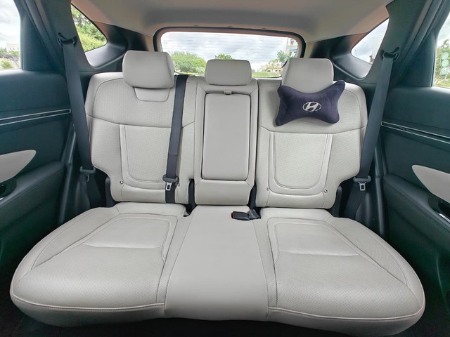 Second-hand 2023 Hyundai Tucson Signature AT BSVI for sale in Hyderabad-5