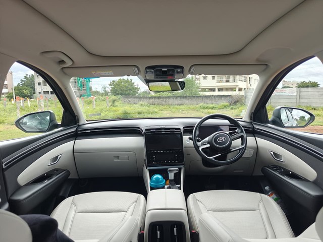 Second-hand 2023 Hyundai Tucson Signature AT BSVI for sale in Hyderabad-4
