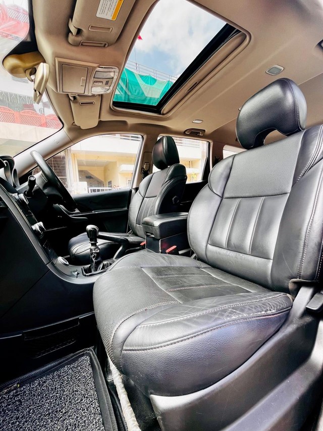 Mahindra XUV500 R W10 FWD Second-hand 2017 Mahindra XUV500 R W10 FWD for sale in Jaipur-6