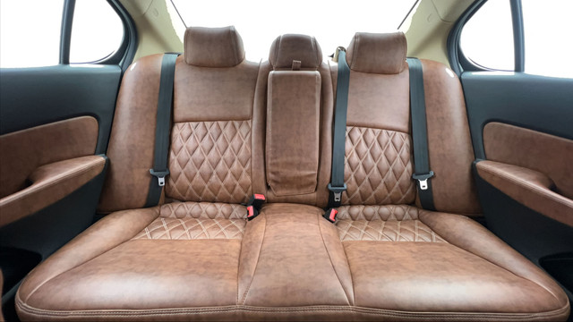 Second-hand 2022 Honda City VX MT for sale in Chennai-39