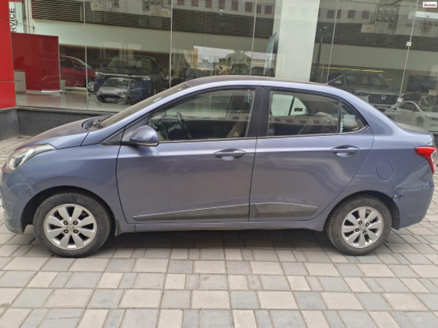 Second-hand 2014 Hyundai Xcent 1.1 CRDi SX for sale in Chennai-2