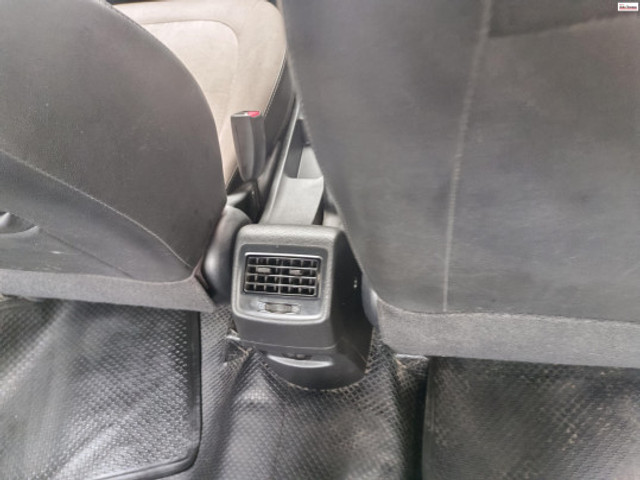 Second-hand 2014 Hyundai Xcent 1.1 CRDi SX for sale in Chennai-10