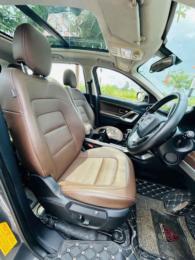 Second-hand 2022 Tata Harrier XZA Plus AT BSVI for sale in Surat-14