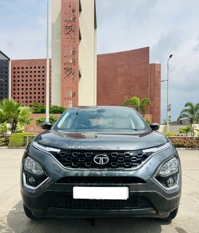 Second-hand 2022 Tata Harrier XZA Plus AT BSVI for sale in Surat-5