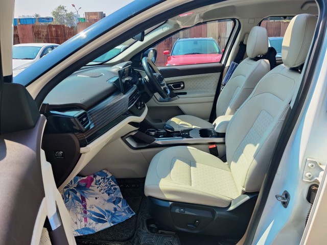 Tata Safari Accomplished Plus AT Second-hand 2024 Tata Safari Accomplished Plus AT for sale in Mumbai-7