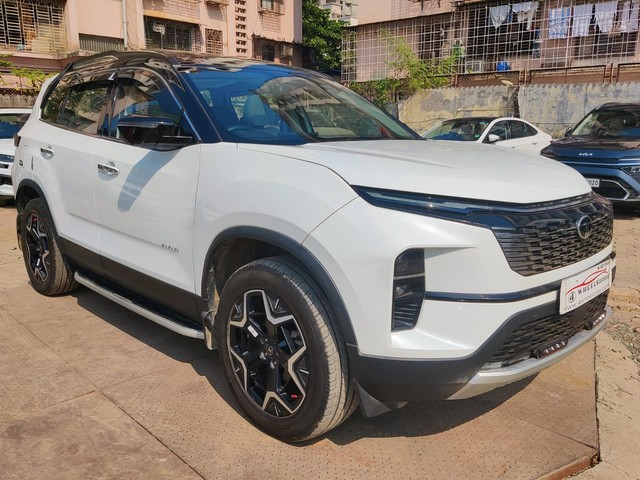 Tata Safari Accomplished Plus AT Second-hand 2024 Tata Safari Accomplished Plus AT for sale in Mumbai-0