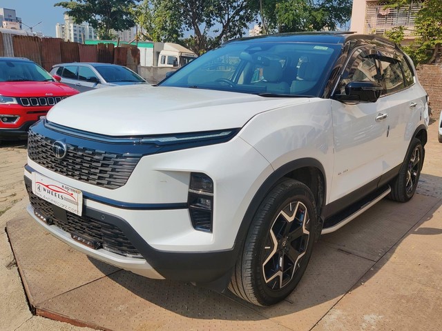 Tata Safari Accomplished Plus AT Second-hand 2024 Tata Safari Accomplished Plus AT for sale in Mumbai-3