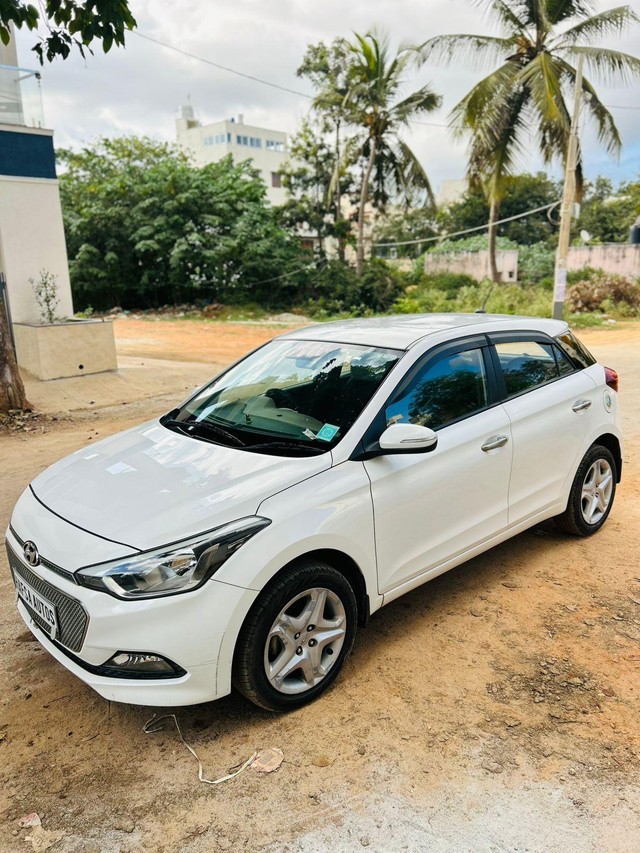 Second-hand 2017 Hyundai i20 Asta 1.2 for sale in Bangalore-7