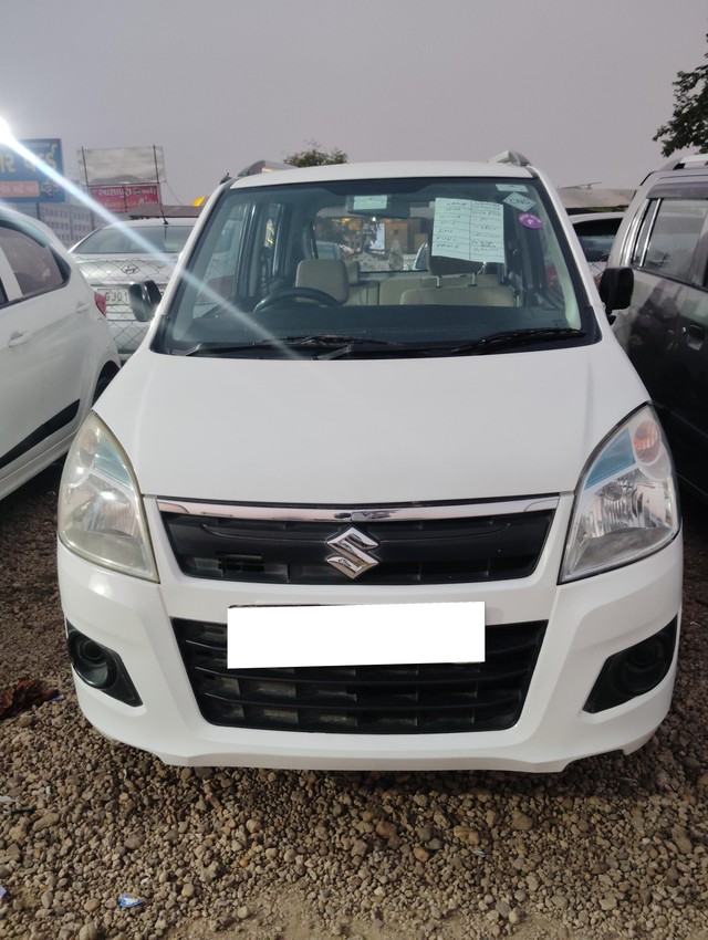 Second-hand 2017 Maruti Wagon R LXI CNG for sale in Ahmedabad