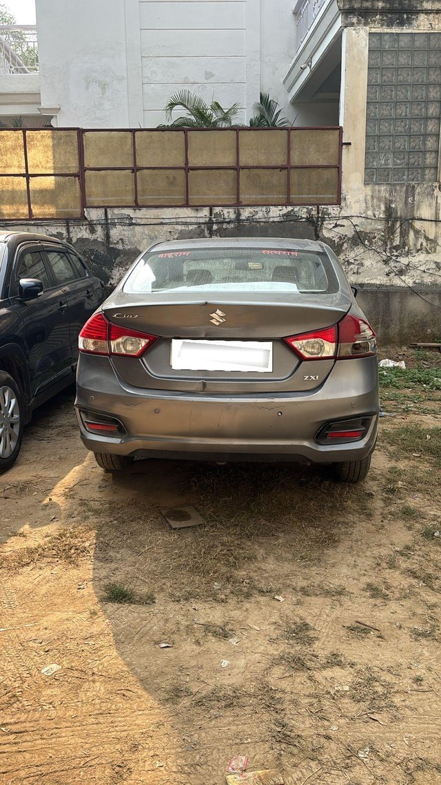 Second-hand 2016 Maruti Ciaz ZXi for sale in Gurgaon-1