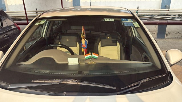 Second-hand 2018 Hyundai i20 Petrol Magna for sale in Bhiwadi-5