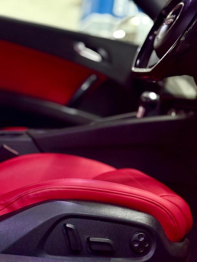 Second-hand 2012 Audi TT 2.0 TFSI for sale in Mumbai-16