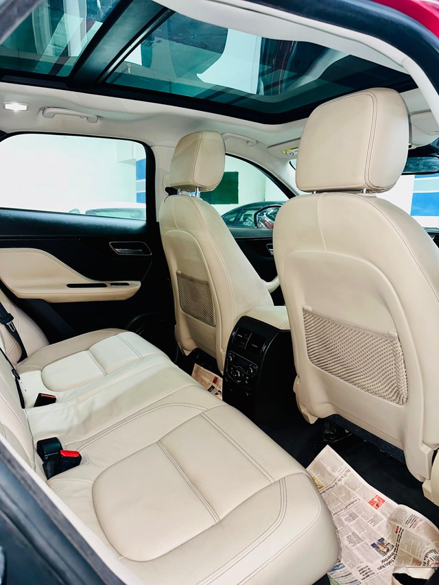 Second-hand 2019 Jaguar F-Pace Prestige 2.0 AWD for sale in Mumbai-13