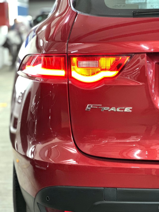 Second-hand 2019 Jaguar F-Pace Prestige 2.0 AWD for sale in Mumbai-5