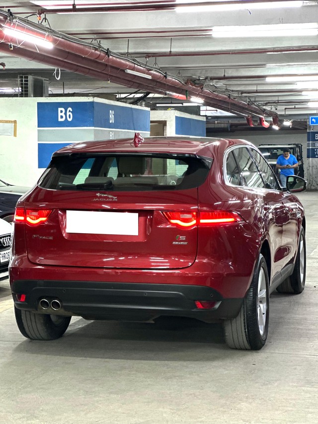 Second-hand 2019 Jaguar F-Pace Prestige 2.0 AWD for sale in Mumbai-6