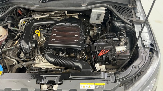 Second-hand 2021 Ford Fiesta Petrol Style for sale in Kolkata-38