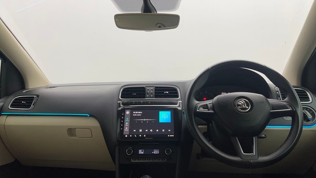 Second-hand 2021 Ford Fiesta Petrol Style for sale in Kolkata-11