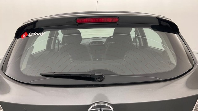 Second-hand 2020 Tata Tiago XZ Plus for sale in Kanpur-29