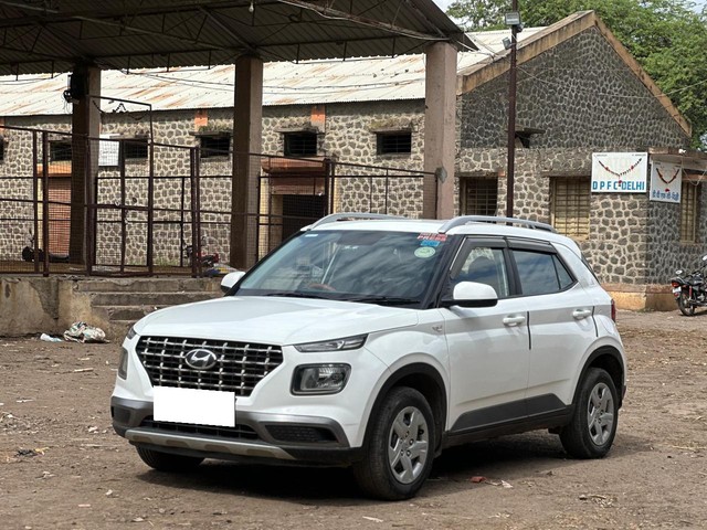 Second-hand 2019 Hyundai Venue S Diesel BSIV for sale in Solapur-2