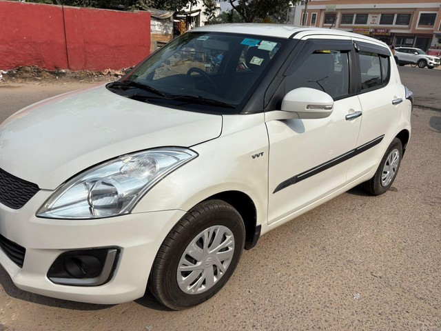 Second-hand 2015 Maruti Swift VXI for sale in Jaipur-5