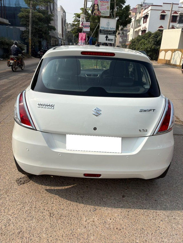 Second-hand 2015 Maruti Swift VXI for sale in Jaipur-1