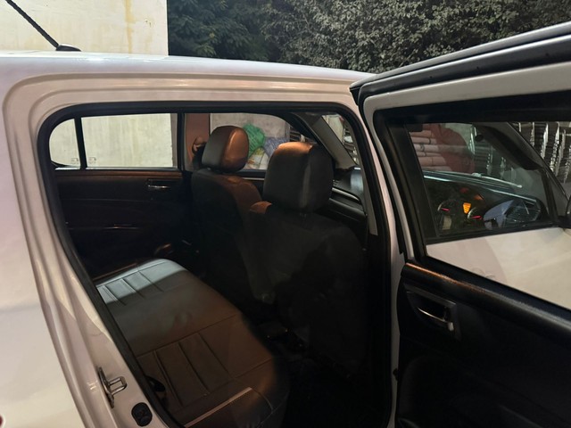 Second-hand 2016 Maruti Swift VXI for sale in Moradabad-8