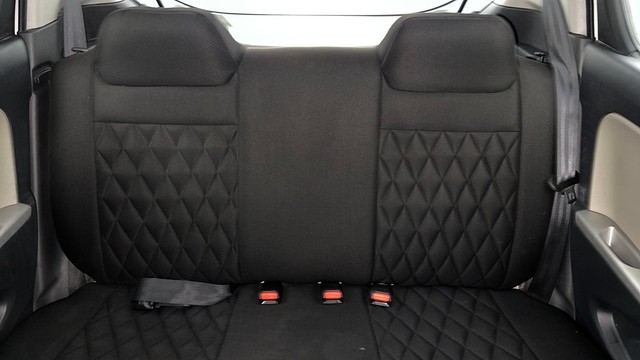 Second-hand 2016 Maruti Alto K10 VXI for sale in Chandigarh-34