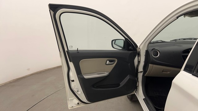 Second-hand 2016 Maruti Alto K10 VXI for sale in Chandigarh-24