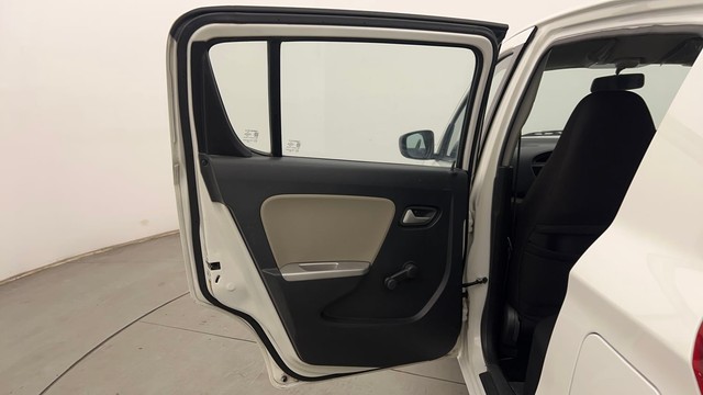 Second-hand 2016 Maruti Alto K10 VXI for sale in Chandigarh-29