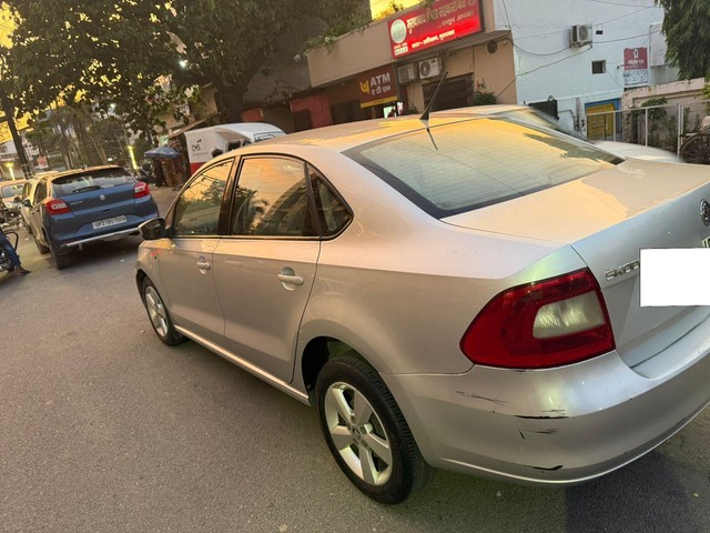 Second-hand 2015 Skoda Rapid 1.5 TDI Active for sale in Moradabad-2