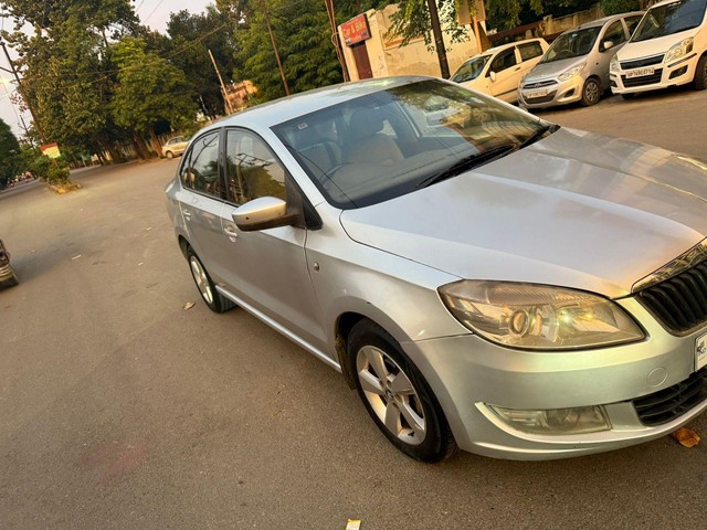 Second-hand 2015 Skoda Rapid 1.5 TDI Active for sale in Moradabad-7
