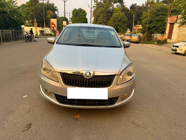 Second-hand 2015 Skoda Rapid 1.5 TDI Active for sale in Moradabad-3