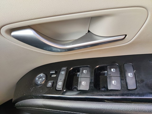 Second-hand 2022 Hyundai Tucson Signature AT BSVI for sale in Mumbai-12