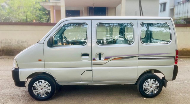 Second-hand 2012 Maruti Suzuki Eeco 5 Seater AC BSIV for sale in Nashik-4