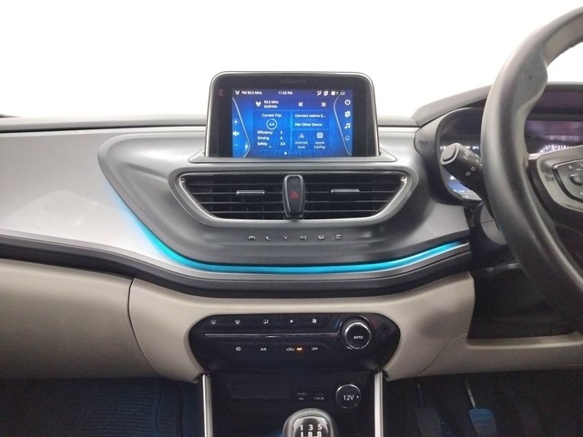 Second-hand 2024 Tata Altroz XZ Plus for sale in Coimbatore-24