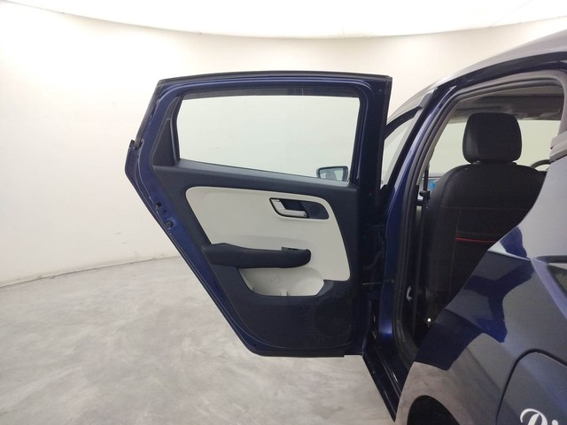 Second-hand 2024 Tata Altroz XZ Plus for sale in Coimbatore-33