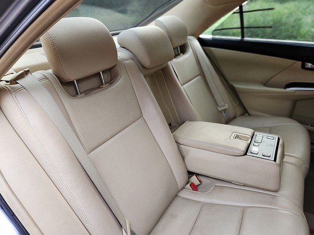 Second-hand 2015 Toyota Camry Hybrid 2.5 for sale in New Delhi-22