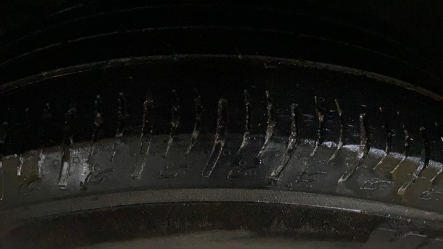 Second-hand 2019 Hyundai Venue SX Plus Turbo DCT BSIV for sale in Surat-30