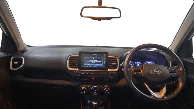 Second-hand 2019 Hyundai Venue SX Plus Turbo DCT BSIV for sale in Surat-10