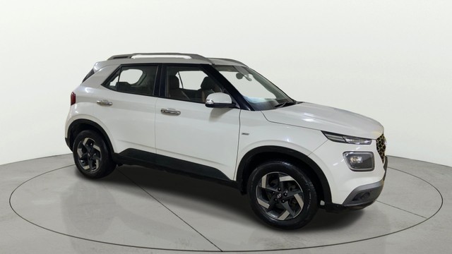 Second-hand 2019 Hyundai Venue SX Plus Turbo DCT BSIV for sale in Surat-0