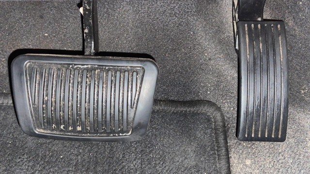 Second-hand 2019 Hyundai Venue SX Plus Turbo DCT BSIV for sale in Surat-14