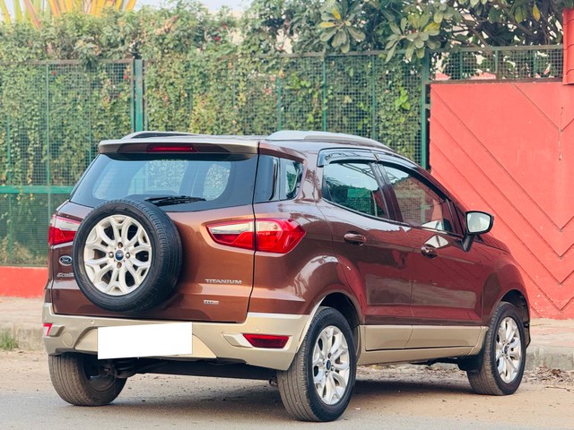 Second-hand 2017 Ford Ecosport 1.5 Diesel Titanium BSIV for sale in Surat-7