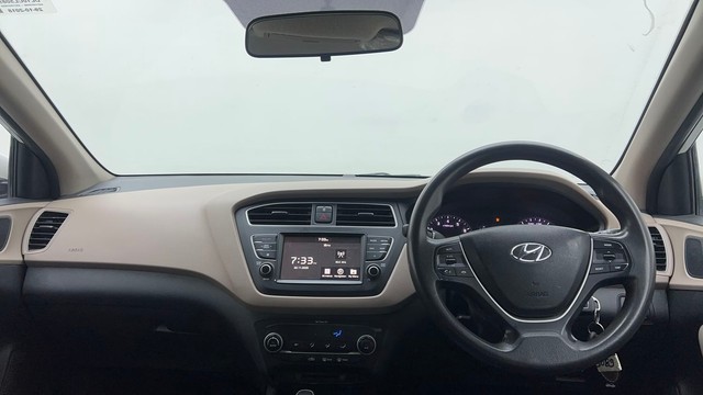 Second-hand 2018 Hyundai i20 Petrol CVT Asta for sale in New Delhi-11