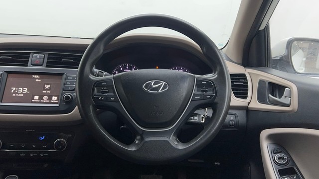 Second-hand 2018 Hyundai i20 Petrol CVT Asta for sale in New Delhi-27