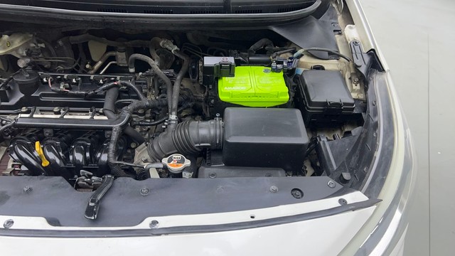 Second-hand 2018 Hyundai i20 Petrol CVT Asta for sale in New Delhi-33