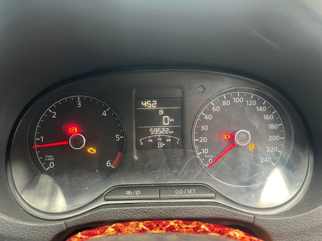 Second-hand 2015 Volkswagen Polo 1.5 TDI Comfortline for sale in Kolkata-4