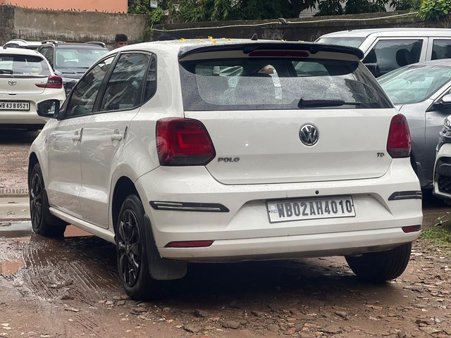 Second-hand 2015 Volkswagen Polo 1.5 TDI Comfortline for sale in Kolkata-11